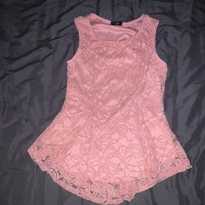 Woman’s vintage Lace style blouse size Small